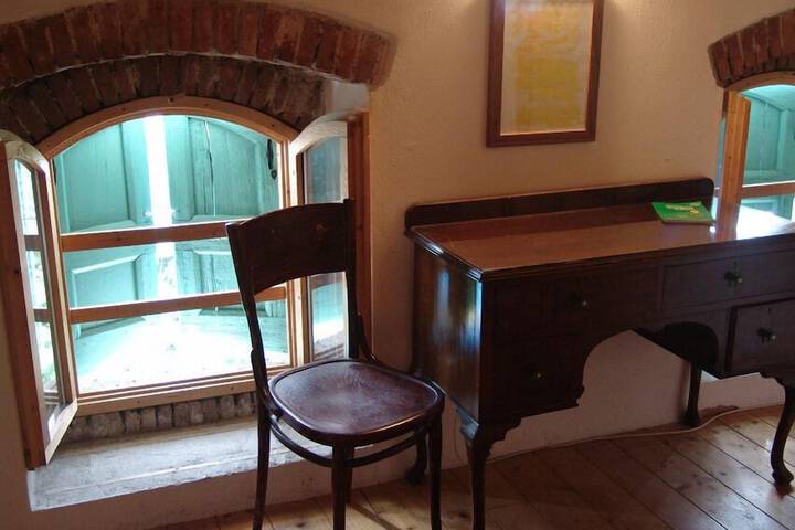 Room 19 of 45