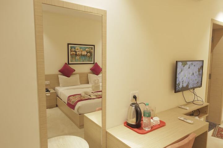 Room 19 of 31
