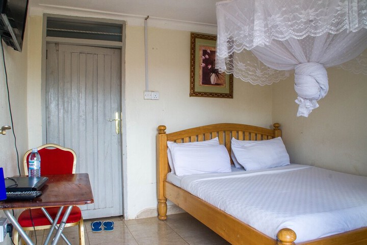 Room 16 of 55