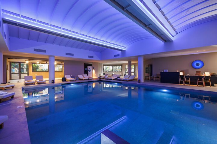 Pool 79 of 209