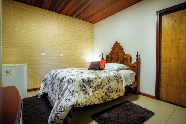 Room 17 of 50
