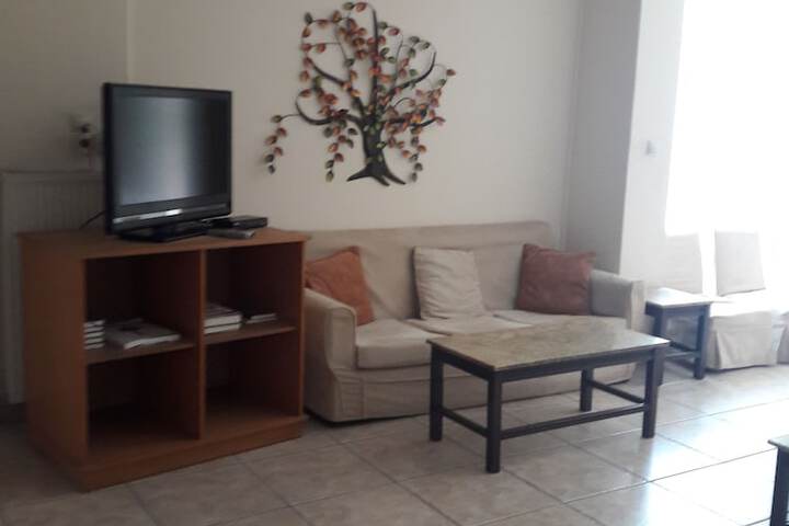 Room 13 of 30