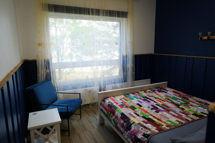 Room 12 of 35