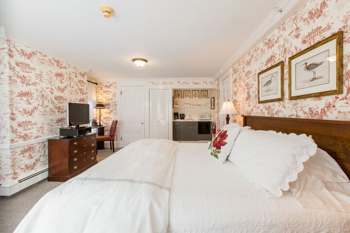 Room 9 of 31