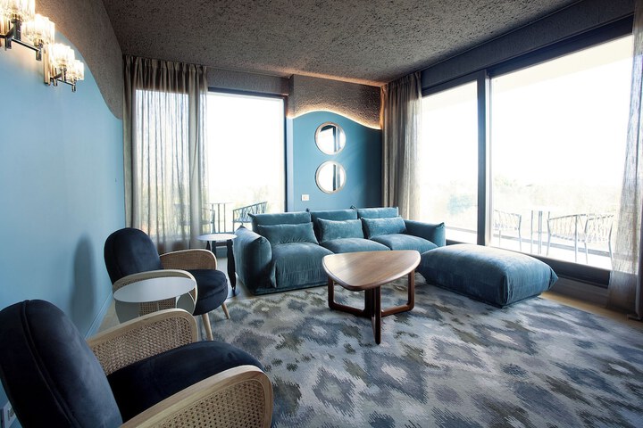 Room 25 of 257