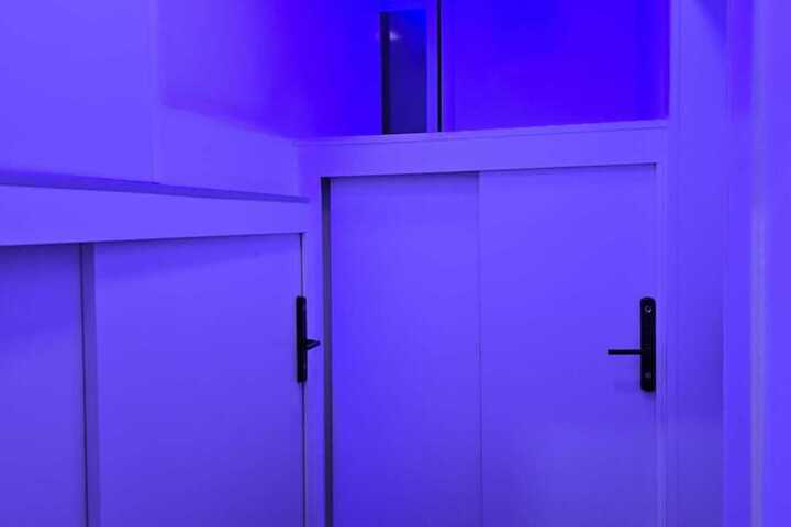 Room 71 of 84