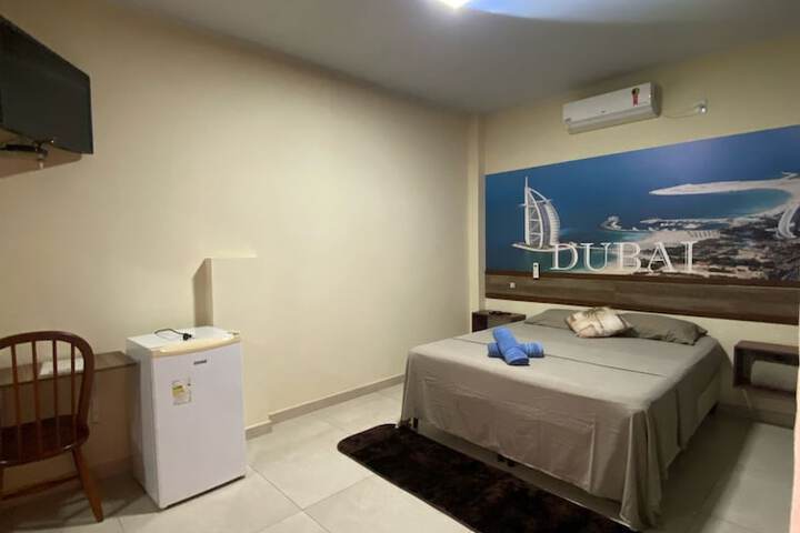 Room 8 of 25