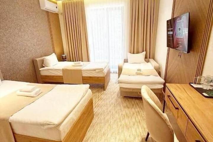 Room 27 of 60