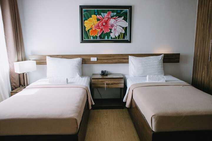Leope Hotel