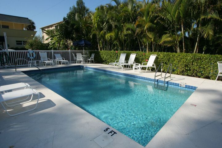 Pool 54 of 66