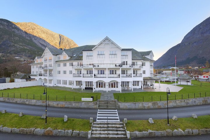 Hotel 58 of 64