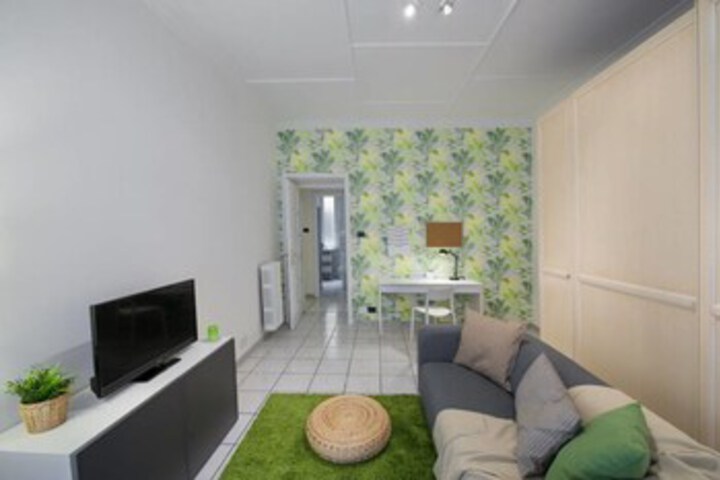 Room 16 of 20