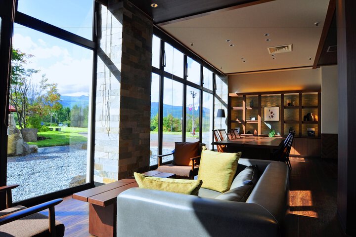 Lobby Entry