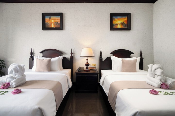 Room 20 of 83