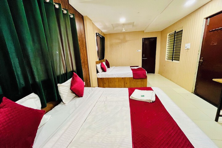 Hotel Interior 2 of 27