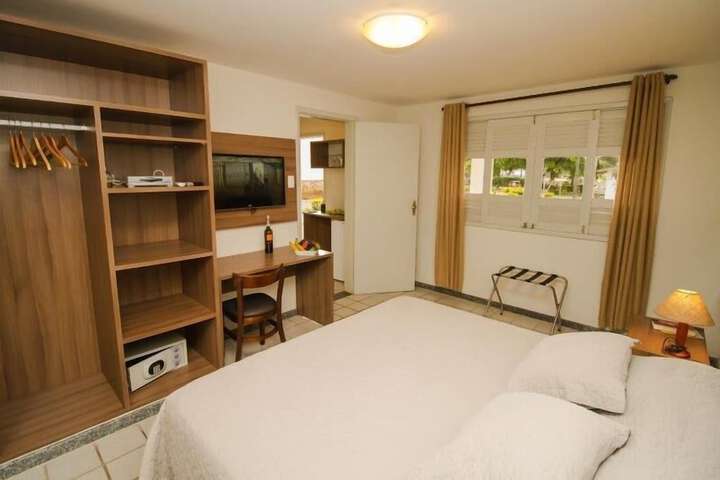 Room 6 of 40