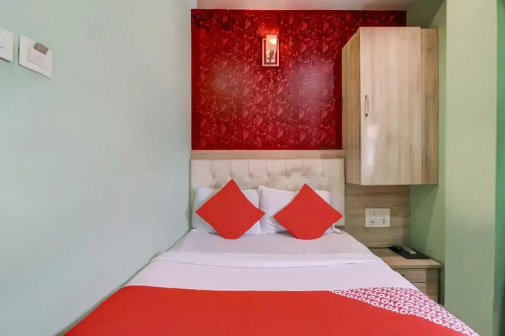 Room 2 of 12