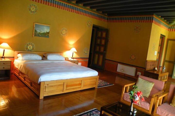 Room 14 of 38