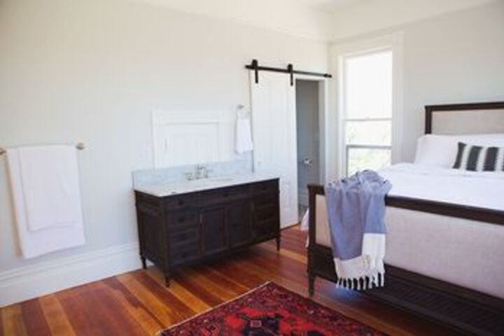 Room 25 of 30