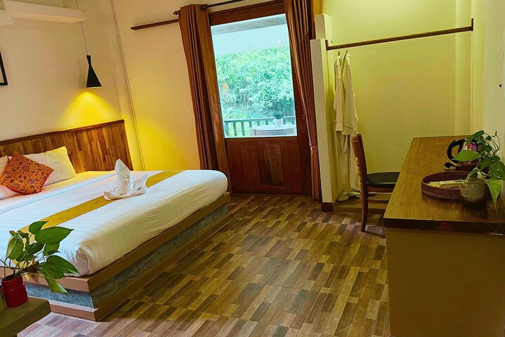 Room 5 of 30