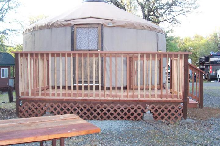 Exterior of Lake of the Springs Camping Resort Yurt 6