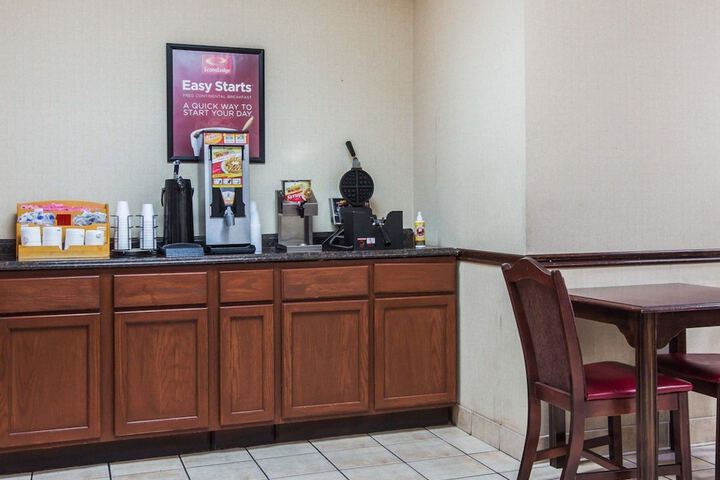 Breakfast area