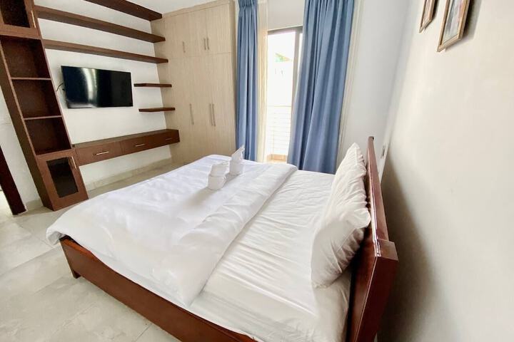 Room 82 of 148