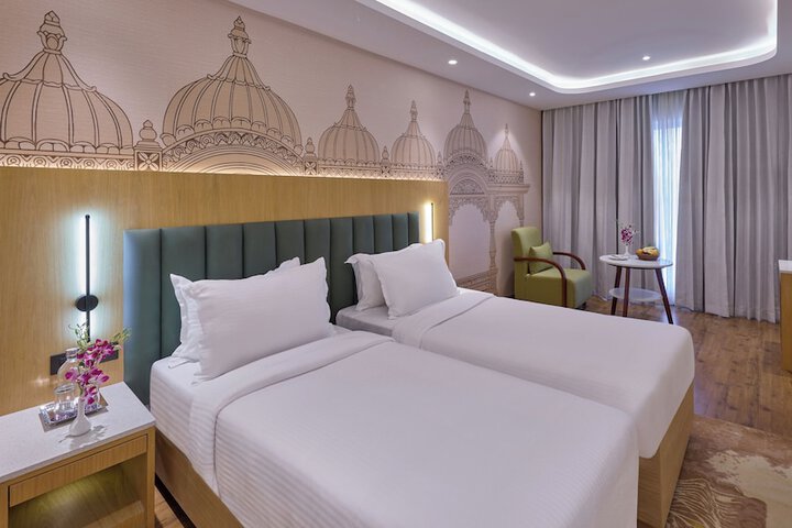 Room 14 of 34