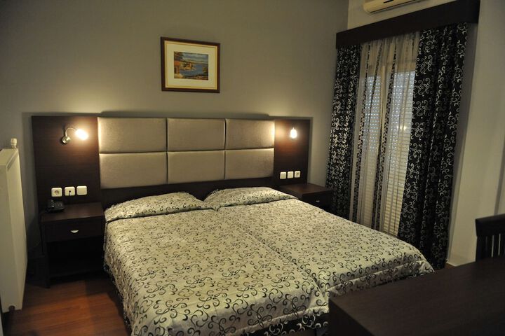 Room 5 of 36