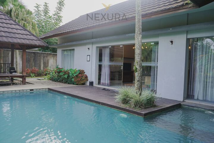 Hotel Exterior 164 of 188