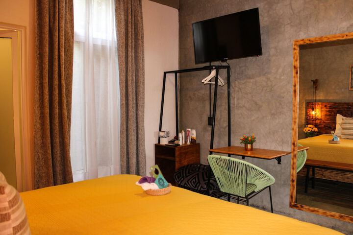 Room 12 of 50