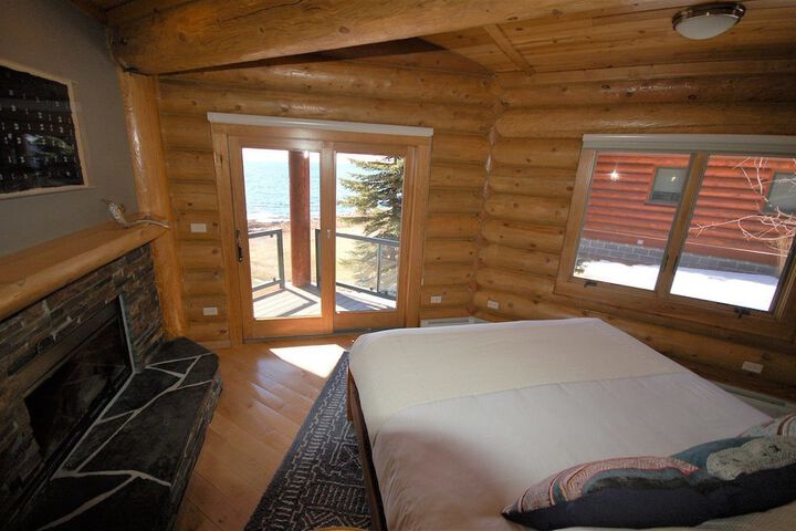 Room 3 of 35