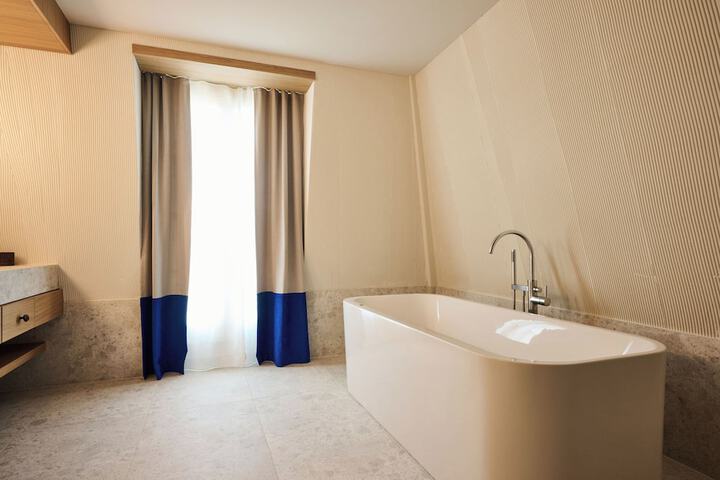 Bath Photo