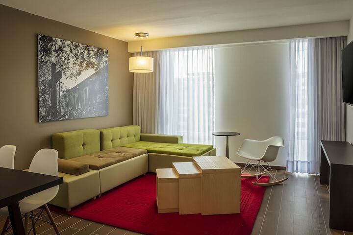 Room 20 of 36