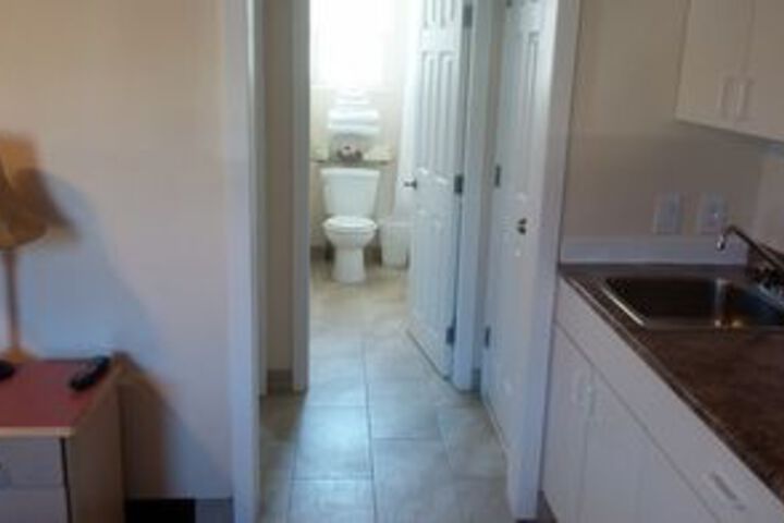 Room 2 of 2