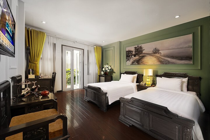 Room 22 of 31