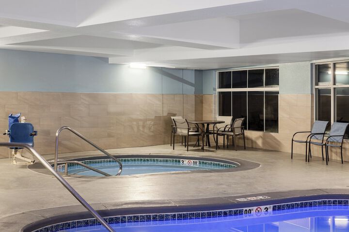 Pool 32 of 56