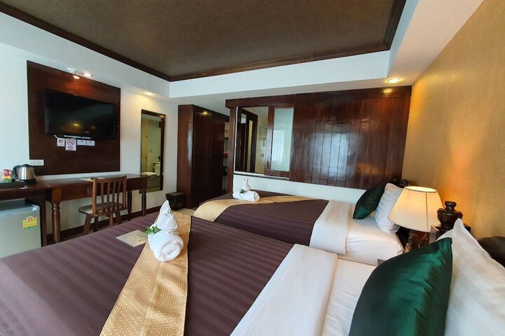 Room 21 of 46