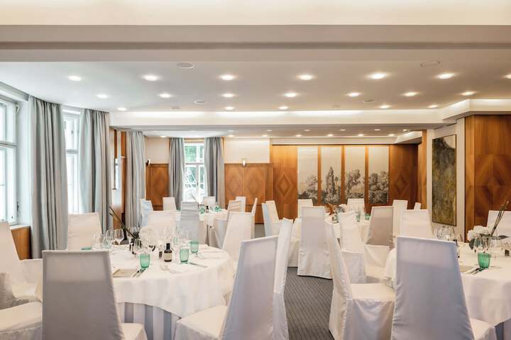 Ballroom/Hall 90 of 125