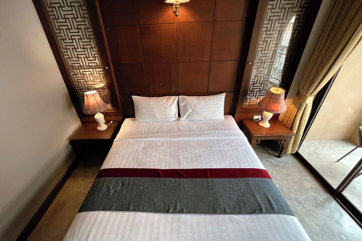 Room 14 of 86