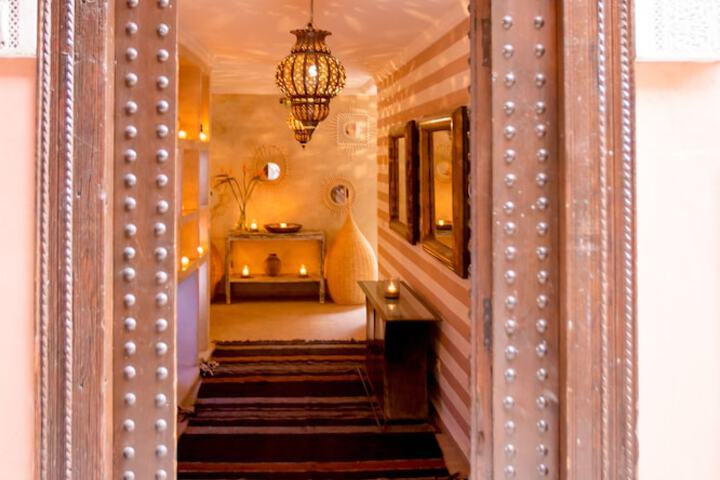 Hotel 3 of 174