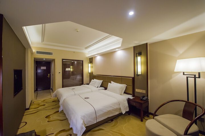 Room 21 of 64