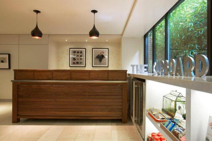 Guest Lobby