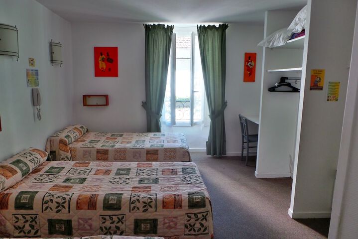 Room 7 of 35
