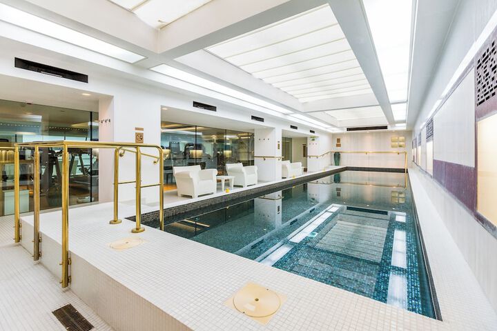 Pool 54 of 62
