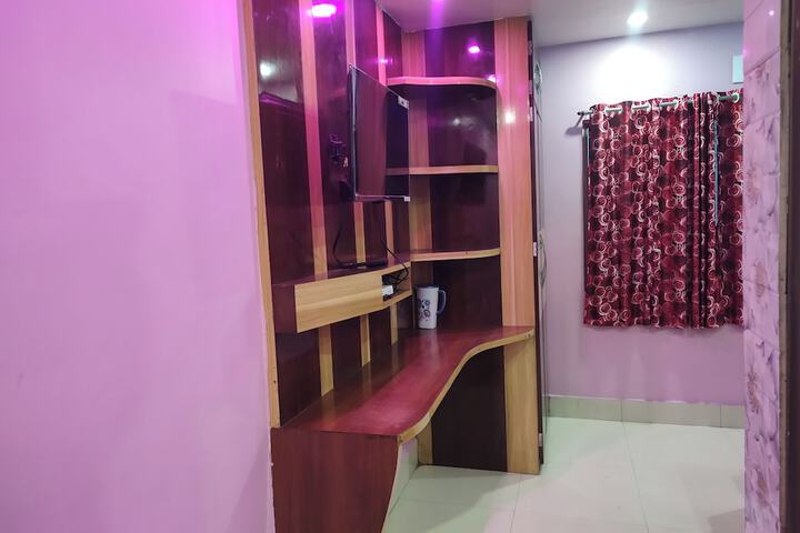 Room 25 of 54