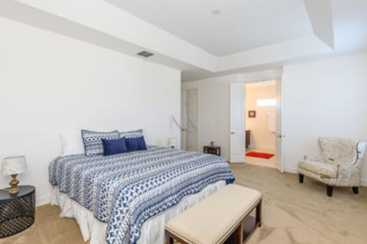 Room 54 of 112