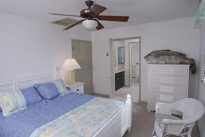 Room 3 of 12