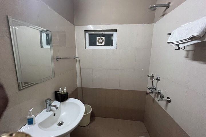 Room 45 of 58
