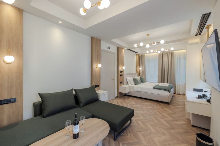 Room 15 of 56